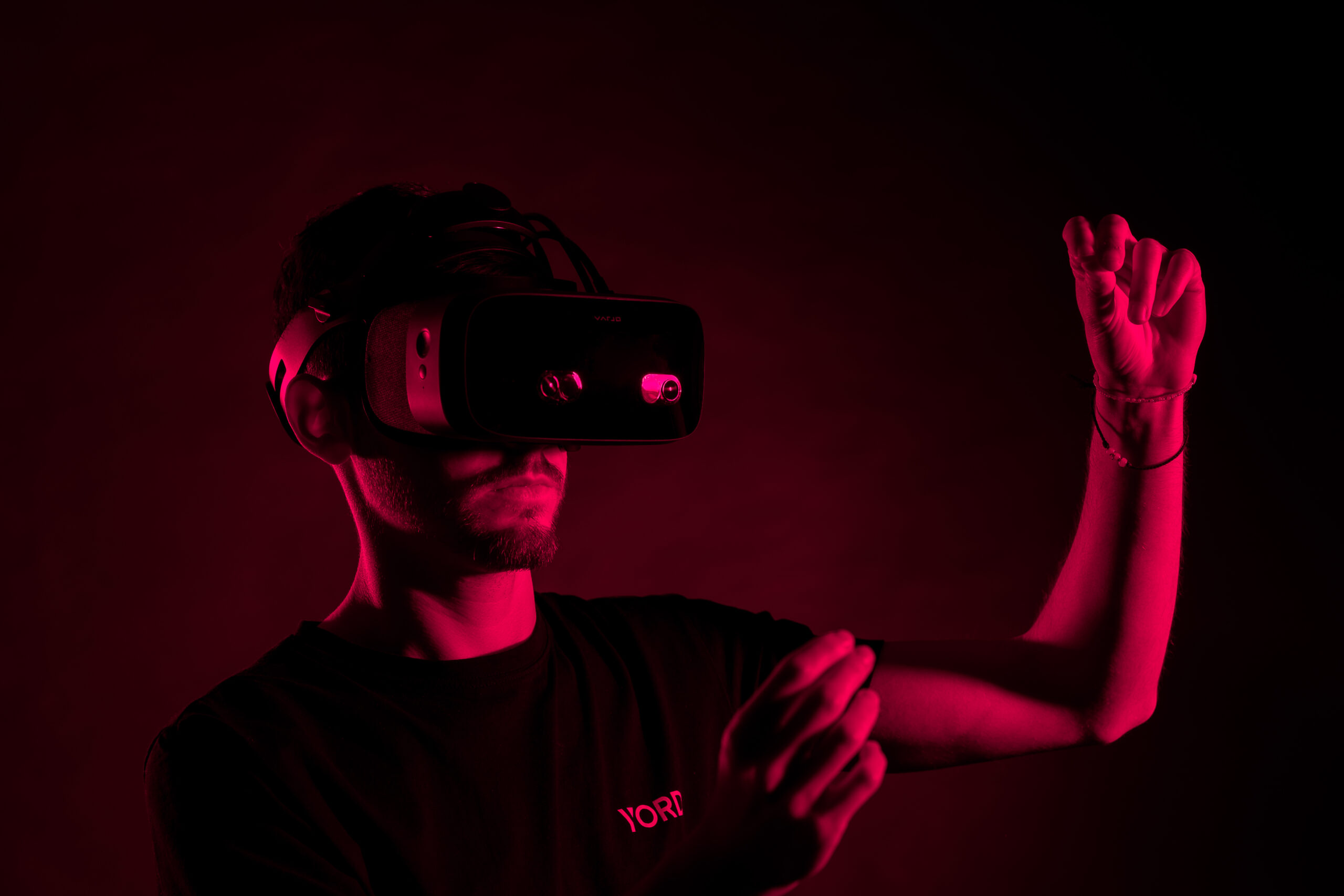 Technologie virtuální a rozšířené reality hýbou světem! Přednáška o moderních obchodních strategiích ve Sféře s prvotřídním YORD studiem